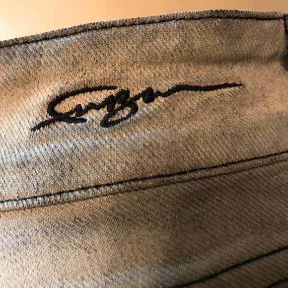 NWOT FUBU COLLECTION  distressed JEANS - Picture 5 of 8